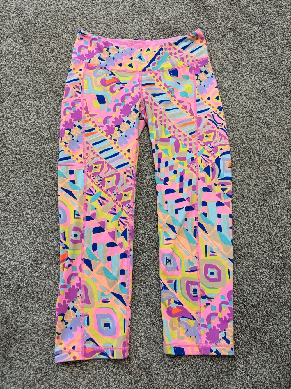 Lilly Pulitzer Multicolor Printed Capri Leggings - Bright Pink Pattern